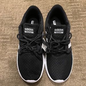 Brand new adidas cloud foam women’s shoe, size 7